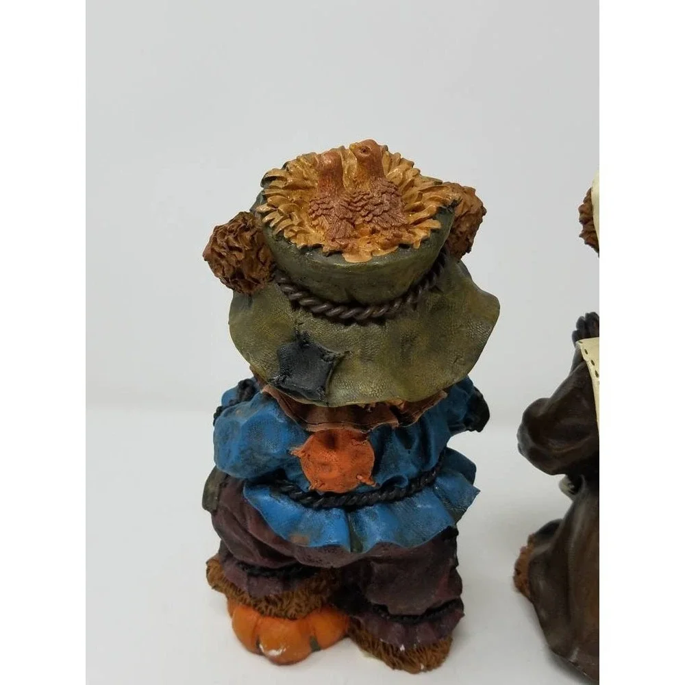 Vtg Harvest bear resin figurine Thanksgiving fall home decor set of 2 farmhouse
